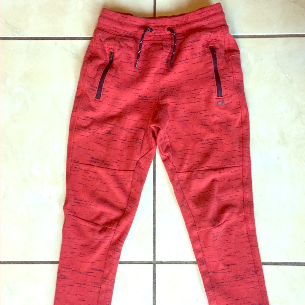 Boys Gap slim fit athletic pants in size small